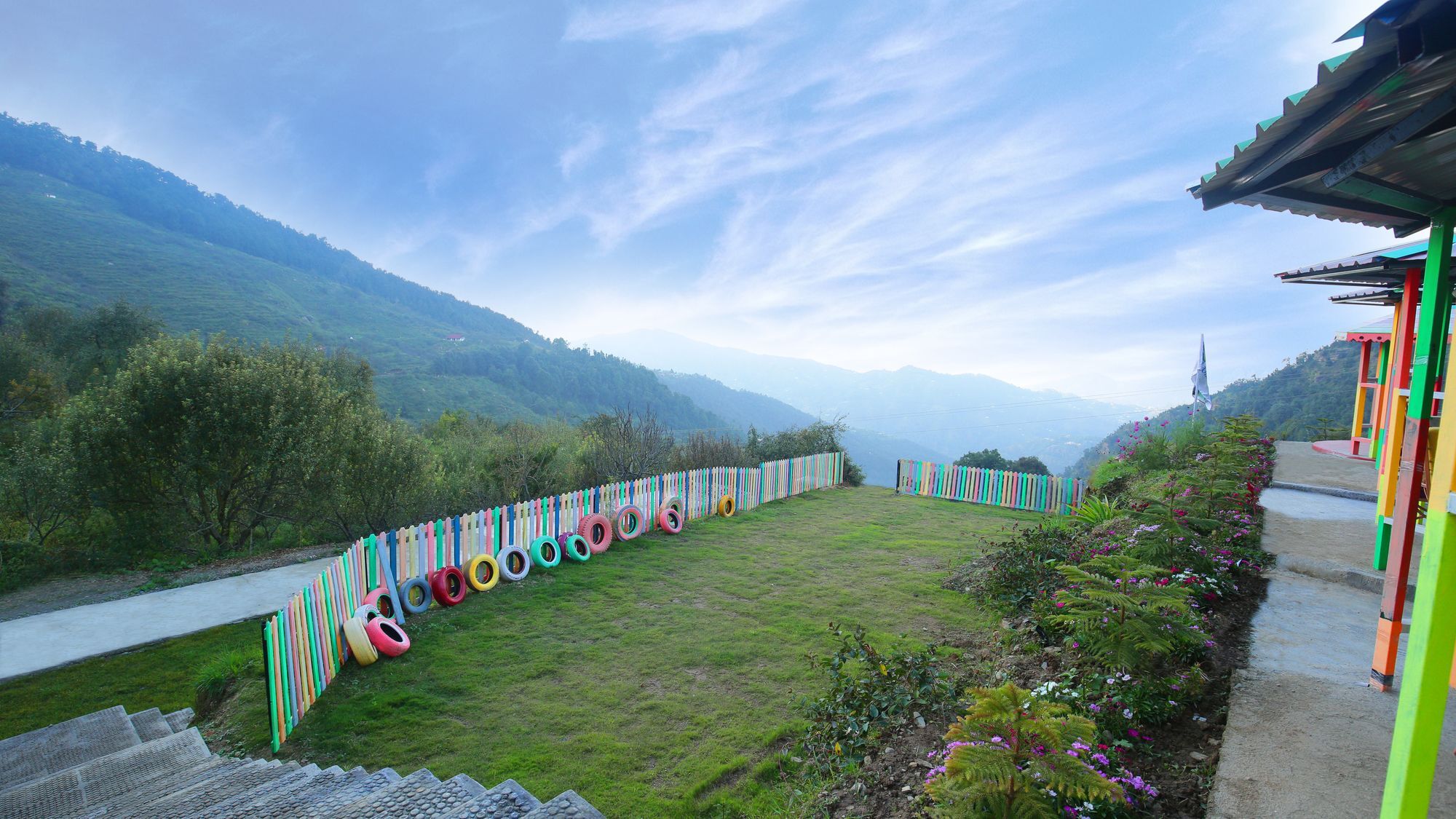 The Swiss Village Resort ナイニタール エクステリア 写真